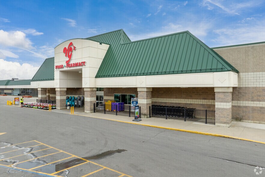 More Photos Of 6730-6764 S River Rd, Marine City Unknown For Lease