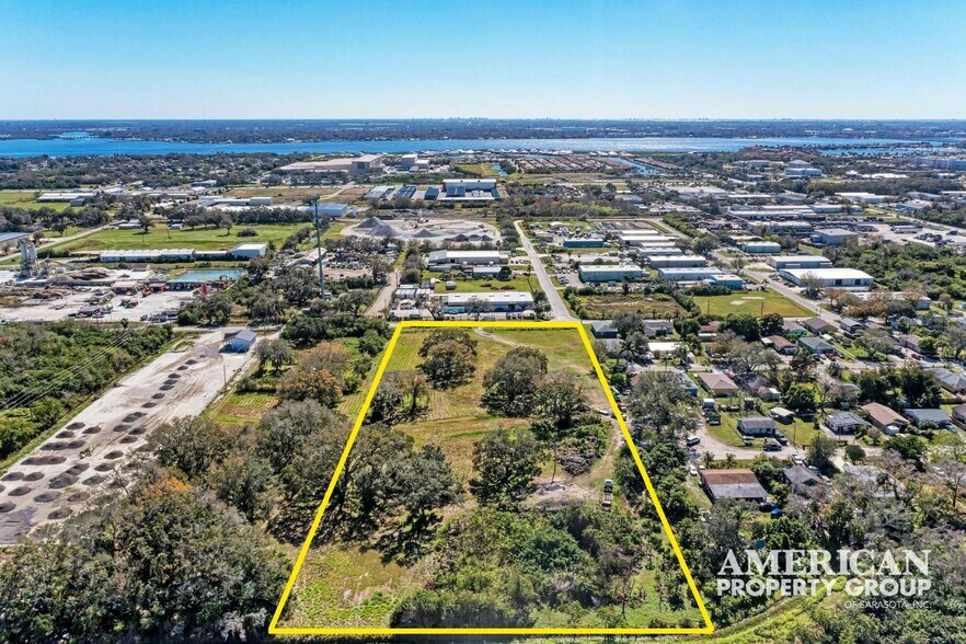 More Photos Of 2102 17th St E, Palmetto Land For Sale