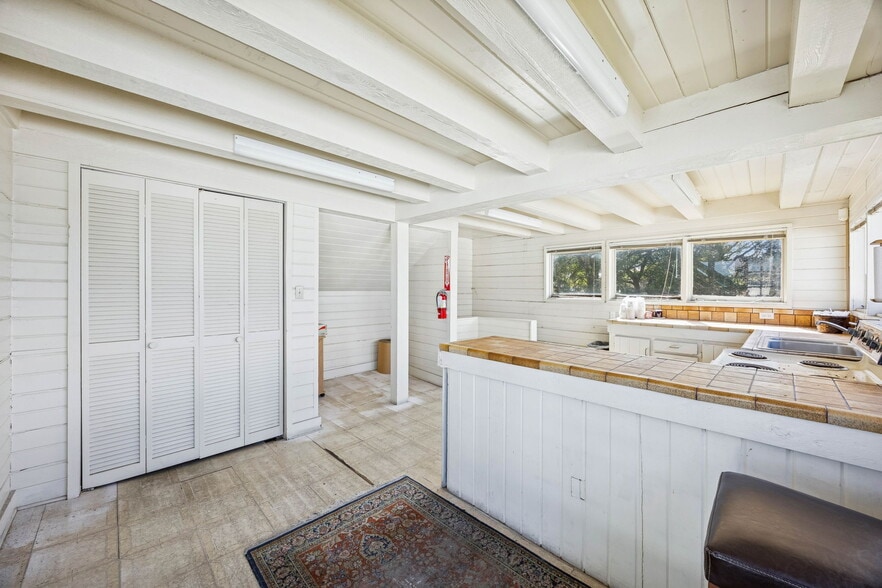 More Photos Of 501 N 3rd St, Fernandina Beach Office For Sale