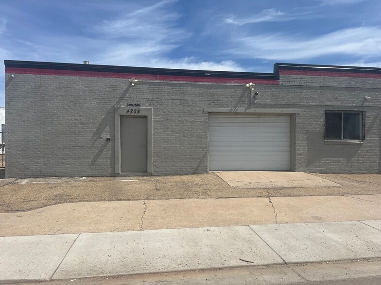 More Photos Of 4228 York St, Denver Warehouse For Sale