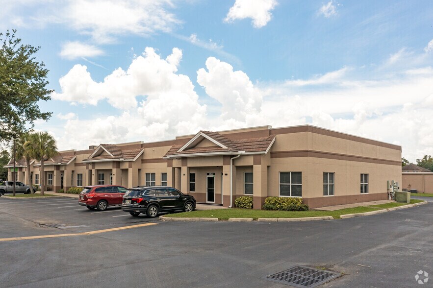 Primary Photo Of 2840 Manatee Ave E, Bradenton Showroom For Sale