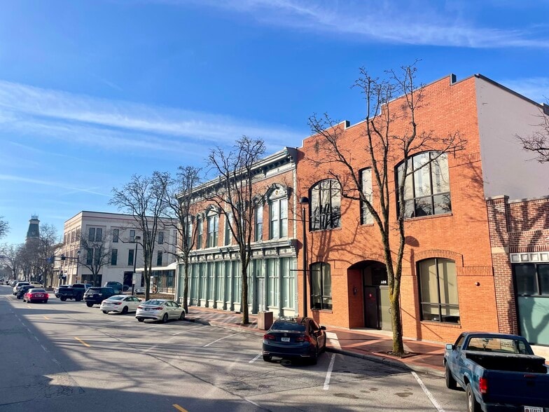 More Photos Of 525 Jackson st, Columbus Office For Sale