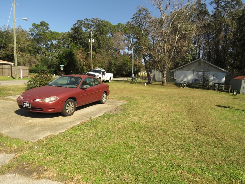 More Photos Of 2729 Carol Ln, Panama City Manufactured Housing Mobile Home Park For Sale