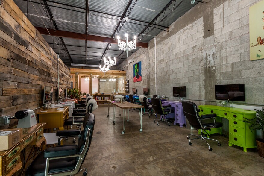 More Photos Of 4160-4260 NW 1st Ave, Boca Raton Showroom For Lease
