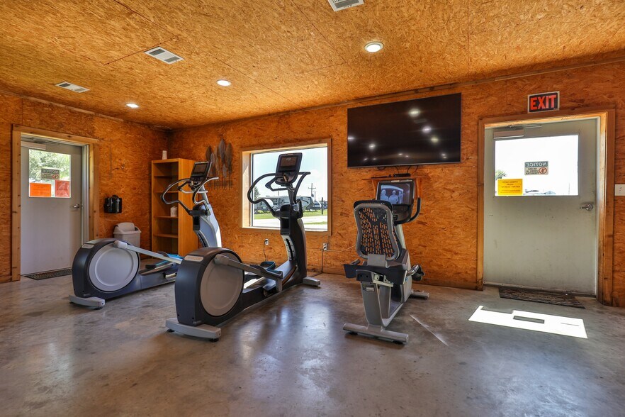 More Photos Of 18017 TX-62, Orange Land For Sale