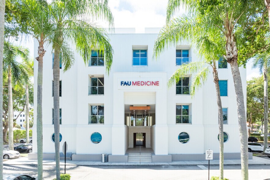 More Photos Of 880 NW 13th St, Boca Raton Medical For Lease