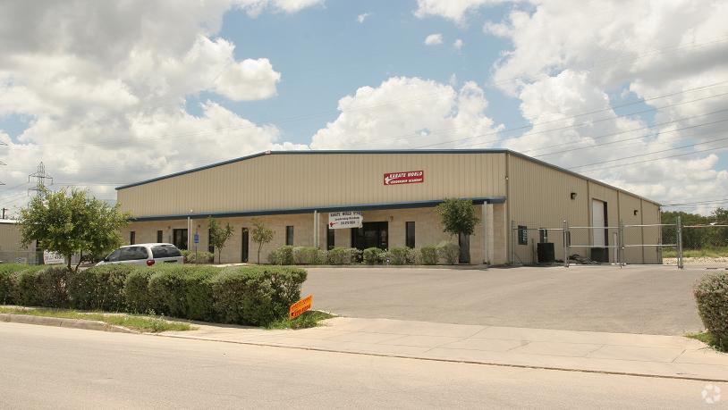 Primary Photo Of 13331 Western Oak, Helotes Light Manufacturing For Lease