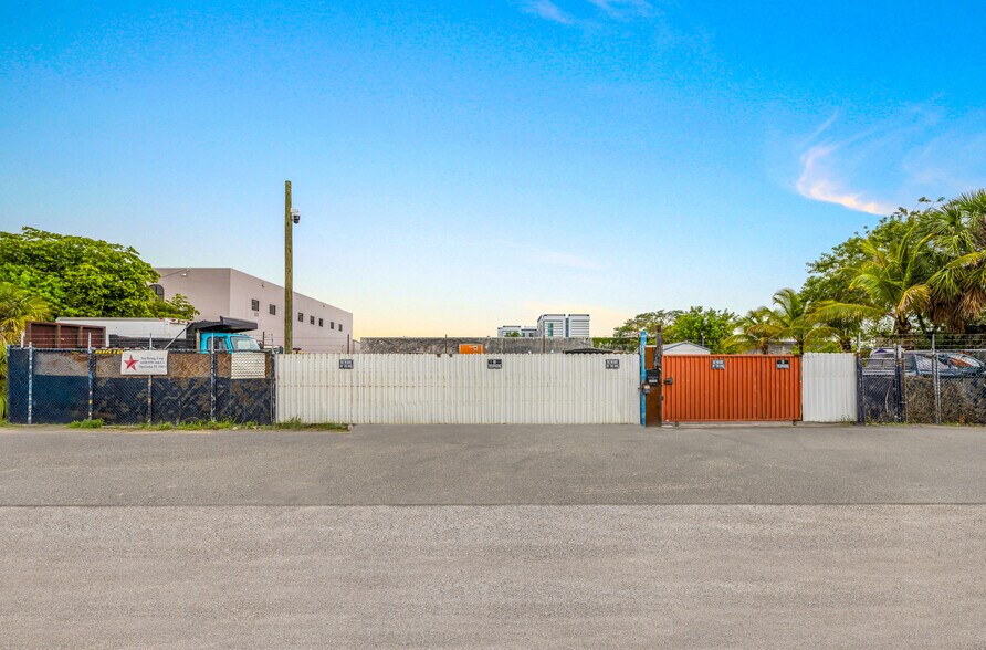 More Photos Of 14760 NW 24th Ct, Opa Locka Land For Sale