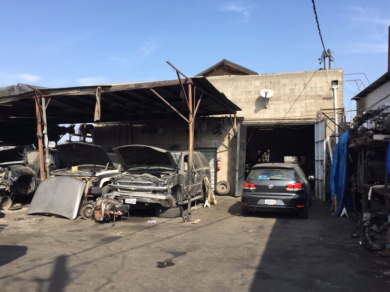 More Photos Of 9527 S Alameda St, Los Angeles Land For Sale