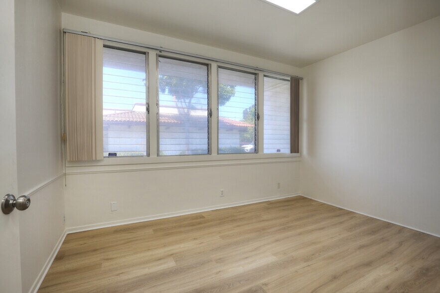 More Photos Of 5973 Encina Rd, Goleta Medical For Lease