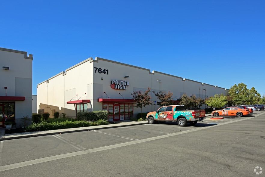More Photos Of 7641 Galilee Rd, Roseville Warehouse For Lease