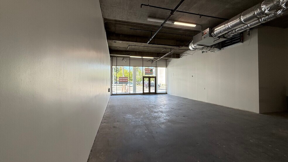 More Photos Of 9300 Wilshire Blvd, Beverly Hills Office For Sale