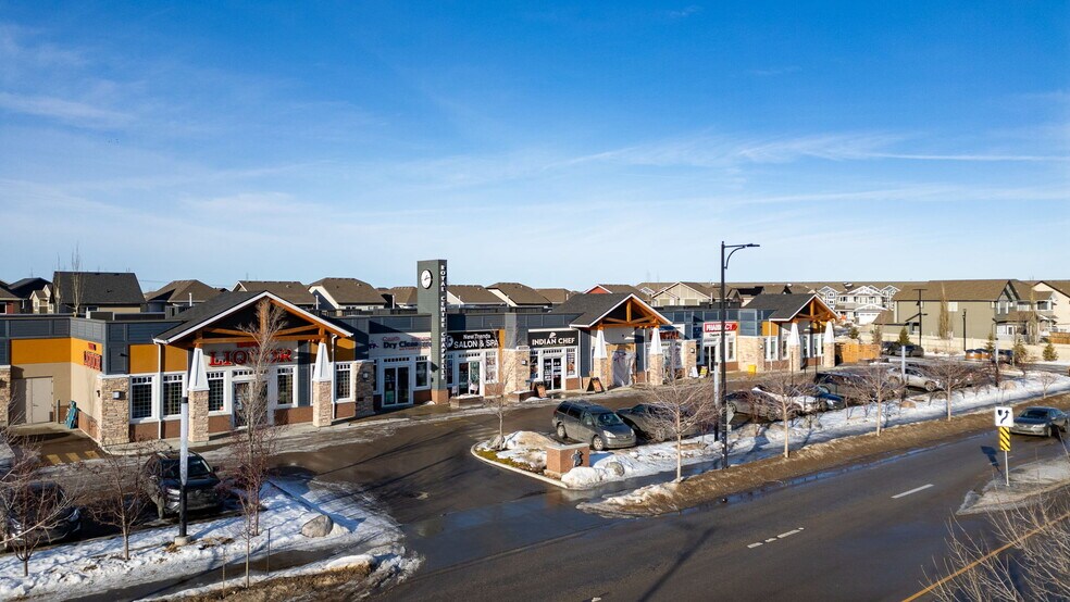 More Photos Of 3142 142 St NW, Edmonton Storefront For Lease