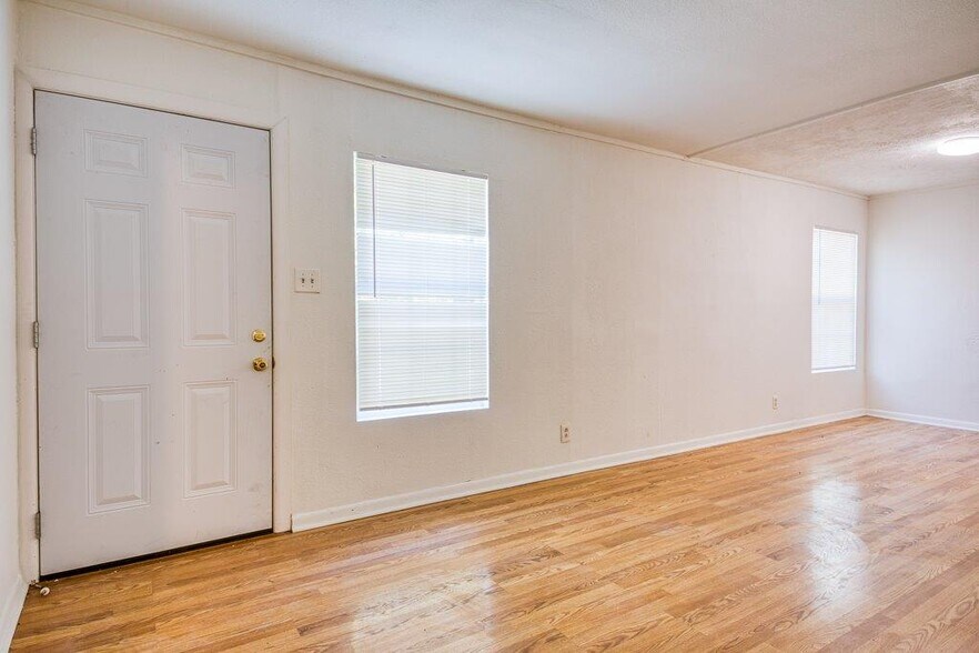 More Photos Of 3908 Verner Cir, Corpus Christi Apartments For Sale