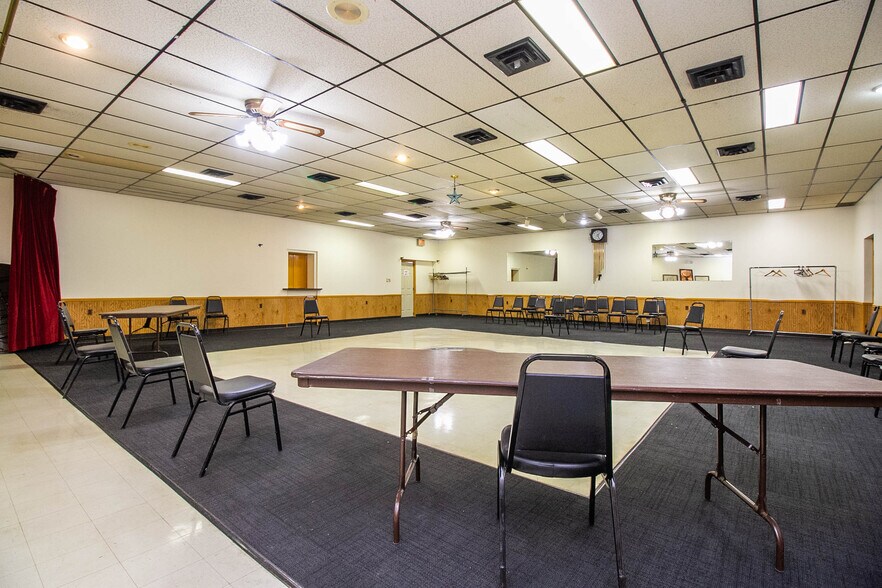 More Photos Of 31117 Plymouth Rd, Livonia Lodge Meeting Hall For Sale