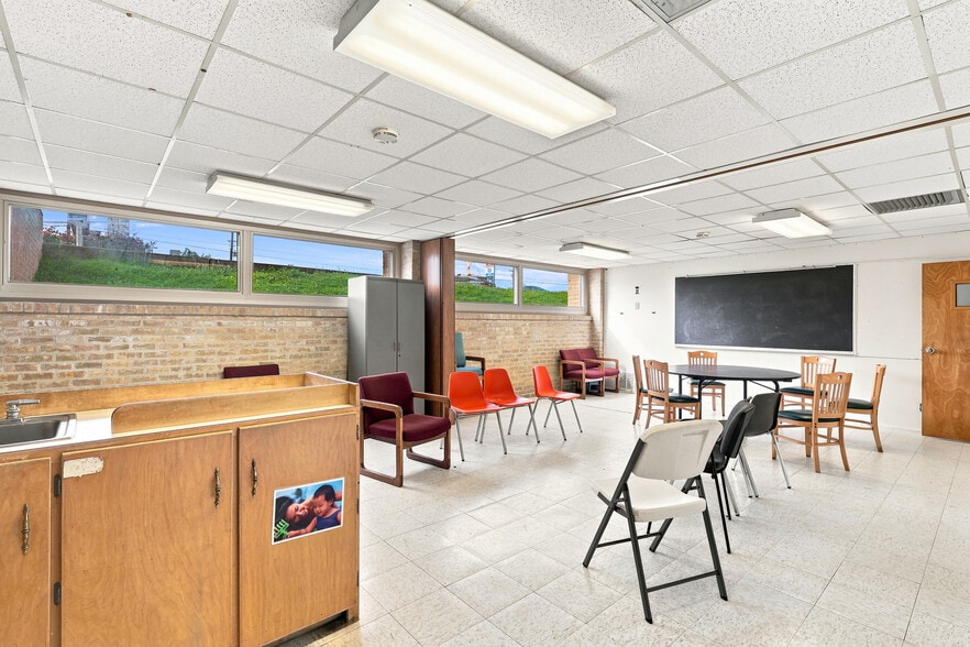 More Photos Of 2515 Austin Hwy, San Antonio Religious Facility For Sale