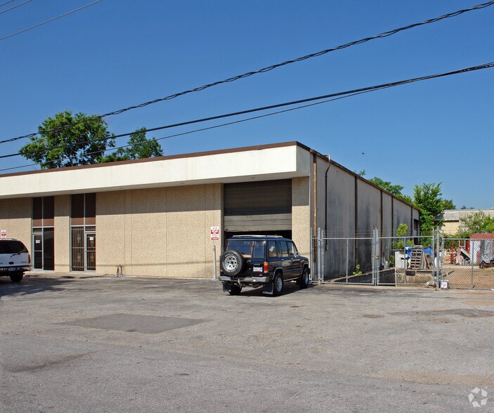 More Photos Of 3820-3822 Arc St, Houston Warehouse For Lease