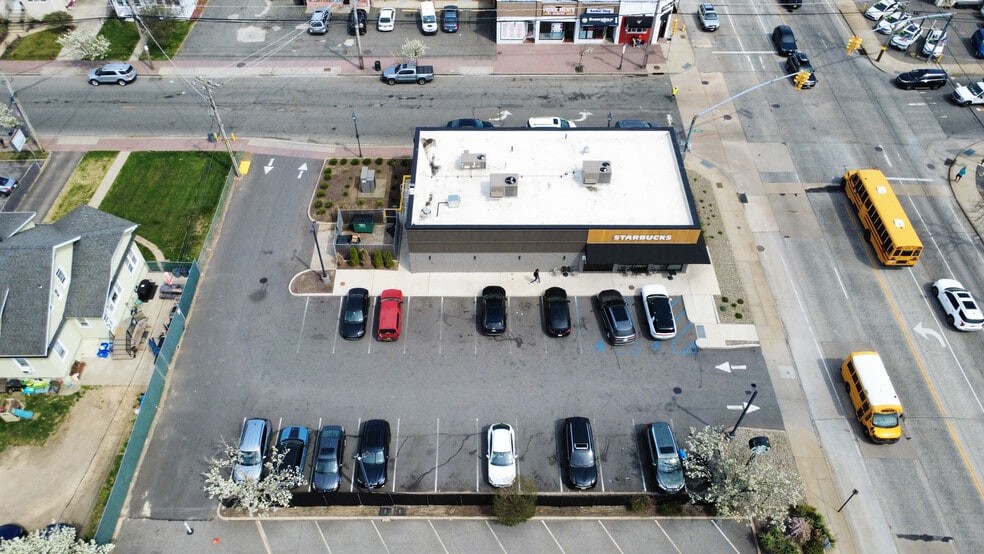 More Photos Of 168 Atlantic Ave, Freeport Fast Food For Sale