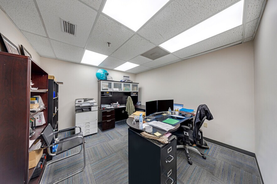 More Photos Of 7955 W 20th Ave, Hialeah Warehouse For Sale