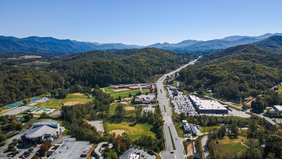 More Photos Of 1556 US 441S, Franklin Land For Sale