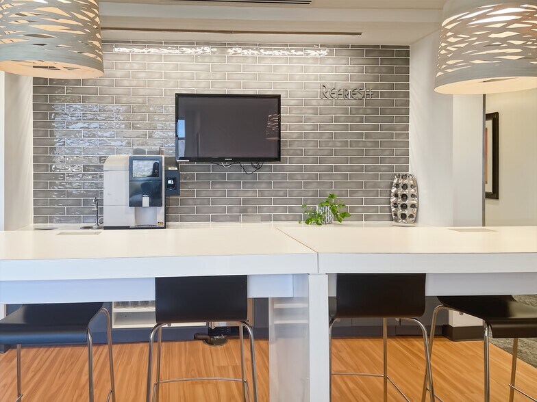 More Photos Of 16427 N Scottsdale Rd, Scottsdale Coworking Space