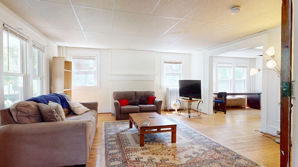 More Photos Of 214 Delaware Ave, Ithaca Apartments For Sale