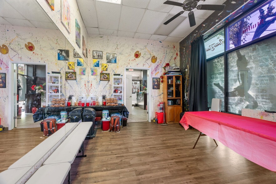 More Photos Of 29B Nelson Ave, Staten Island General Retail For Lease