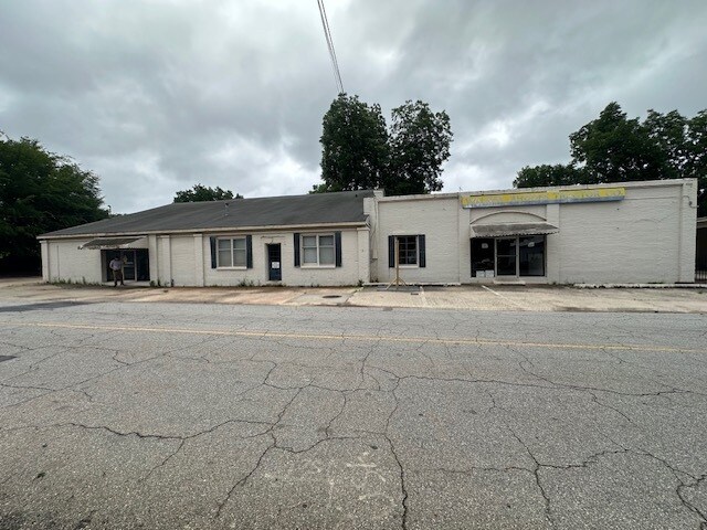 More Photos Of 912 Jernigan St, Perry Warehouse For Sale