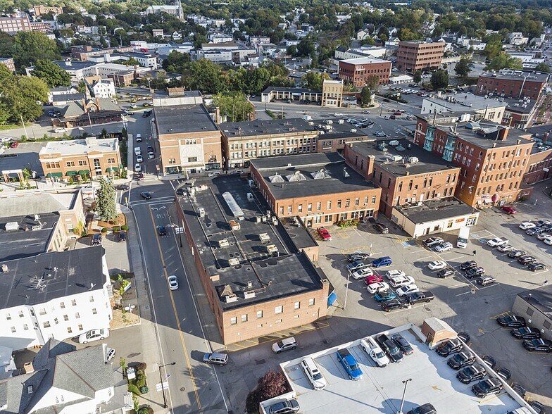More Photos Of 54 Main St, Leominster Office For Sale