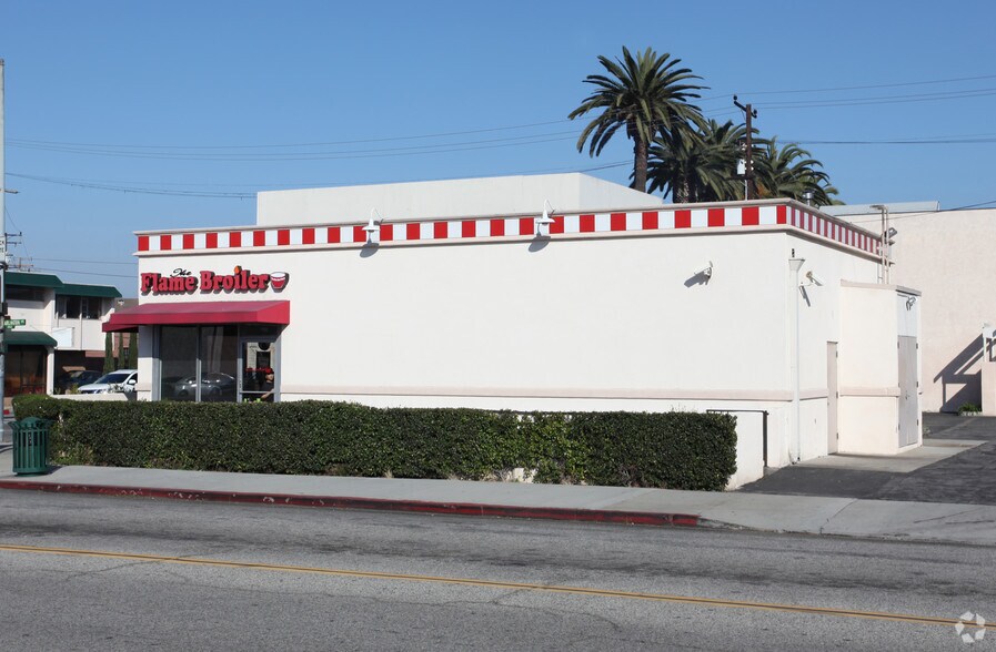 Primary Photo Of 2024 W Carson St, Torrance Fast Food For Sale