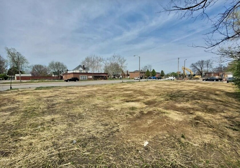 More Photos Of 6846 Fyler Ave, Saint Louis Land For Sale