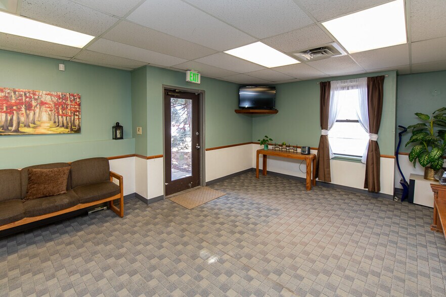 More Photos Of 1022 Depot Hill Rd, Broomfield Office For Sale