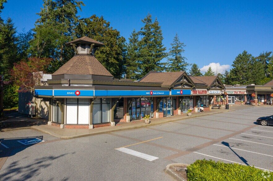 More Photos Of 5303-5385 Headland Dr, West Vancouver Storefront For Lease