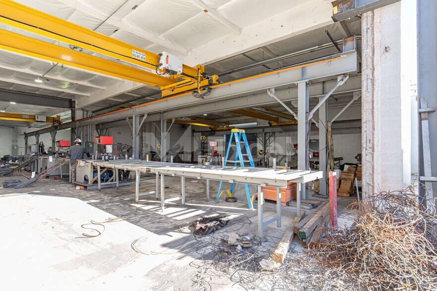 More Photos Of 3020 S Valley View Blvd, Las Vegas Warehouse For Sale