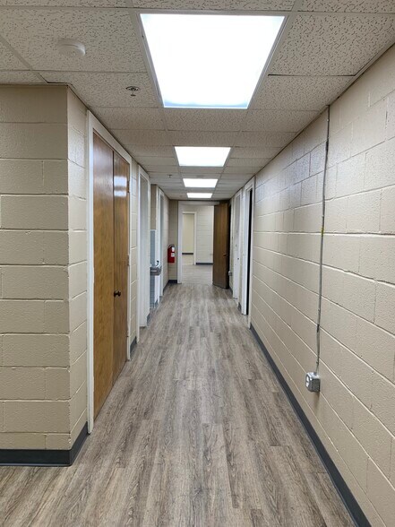 More Photos Of 1020 Hustonville Rd, Danville Warehouse For Lease