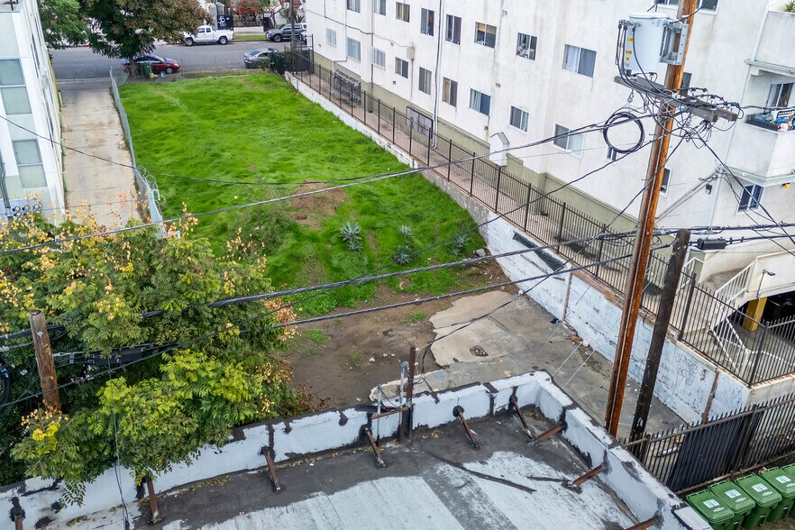 More Photos Of 311 S Berendo St, Los Angeles Land For Sale