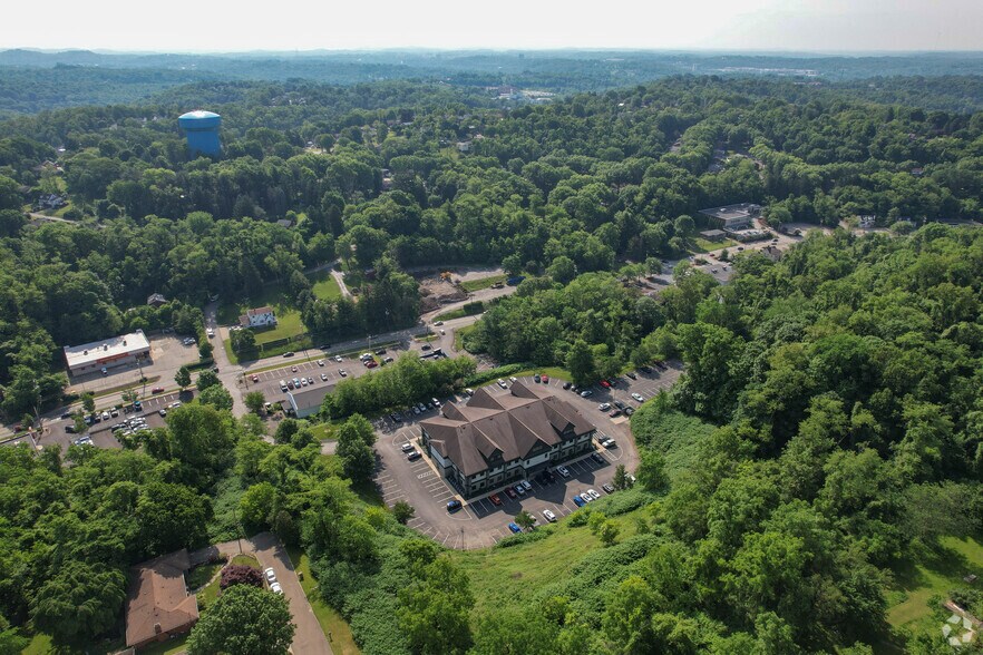 More Photos Of 1000 Integrity Dr, Pittsburgh Medical For Lease