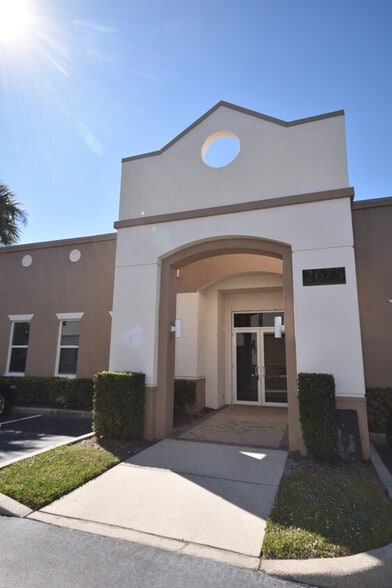 More Photos Of 2675 S Horseshoe Dr, Naples Office For Lease