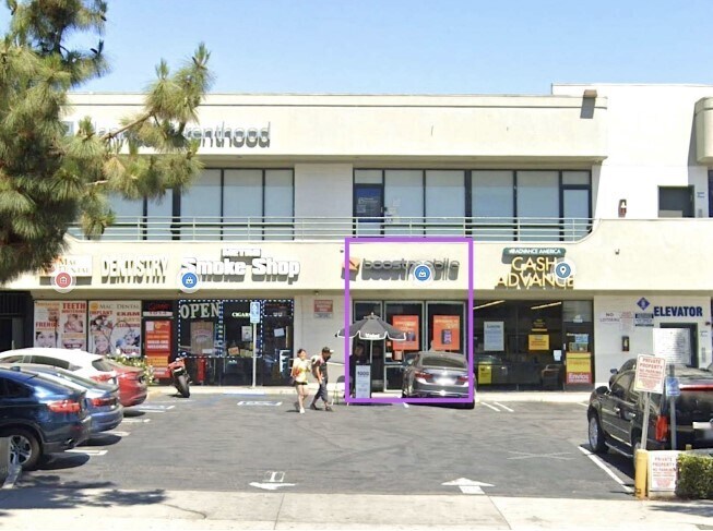 Primary Photo Of 1000-1018 N Vermont Ave, Los Angeles Unknown For Lease