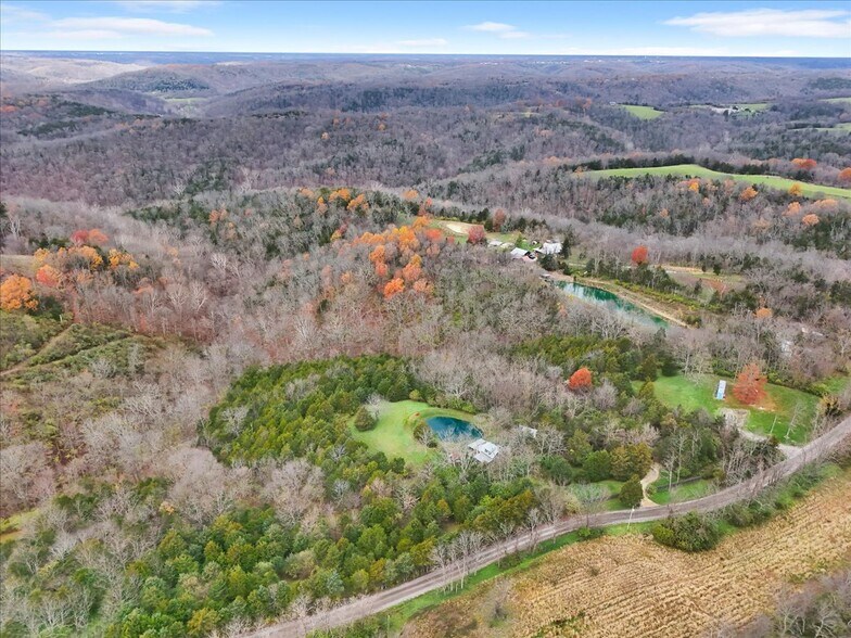 More Photos Of 2945 Greenbrier Rd, Madison Specialty For Sale