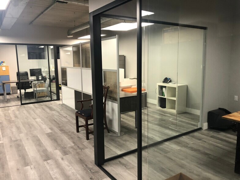 More Photos Of 866 The Queensway, Toronto Office For Lease