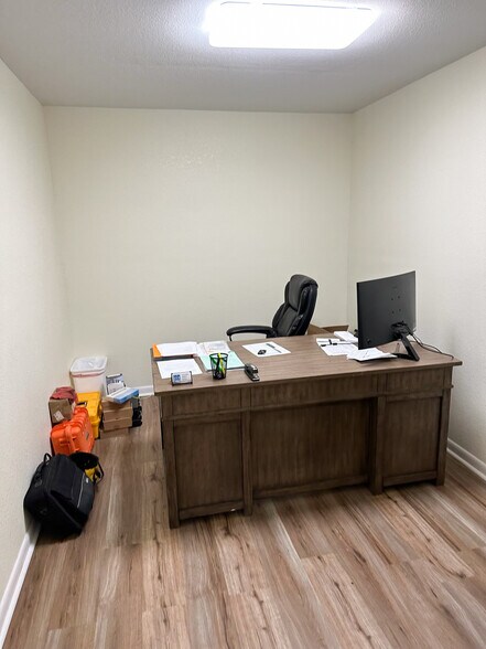 More Photos Of 1036 Crabtree Rd, Crossville Light Distribution For Lease