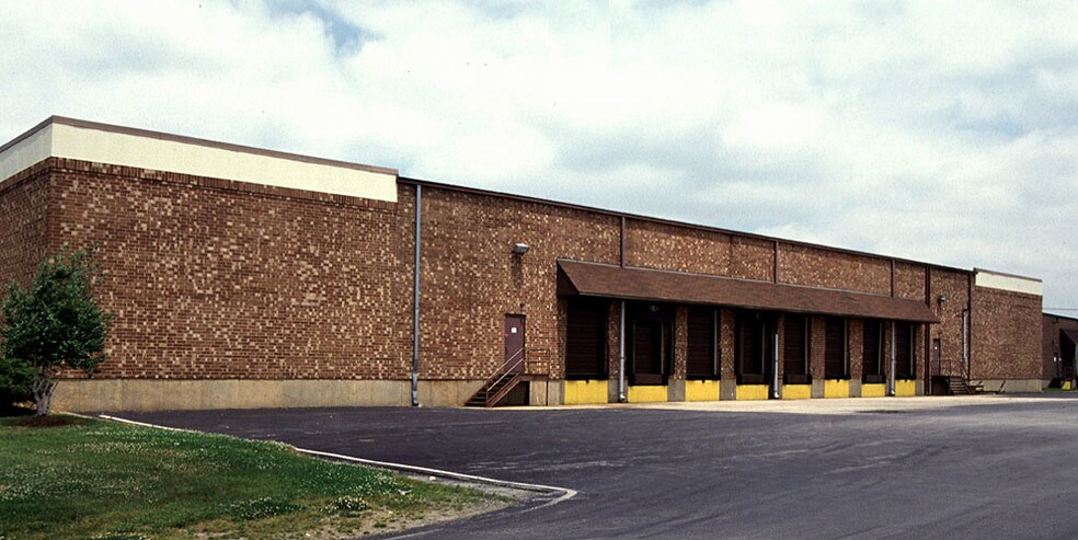 More Photos Of 1571 Grandview Ave, West Deptford Distribution For Lease