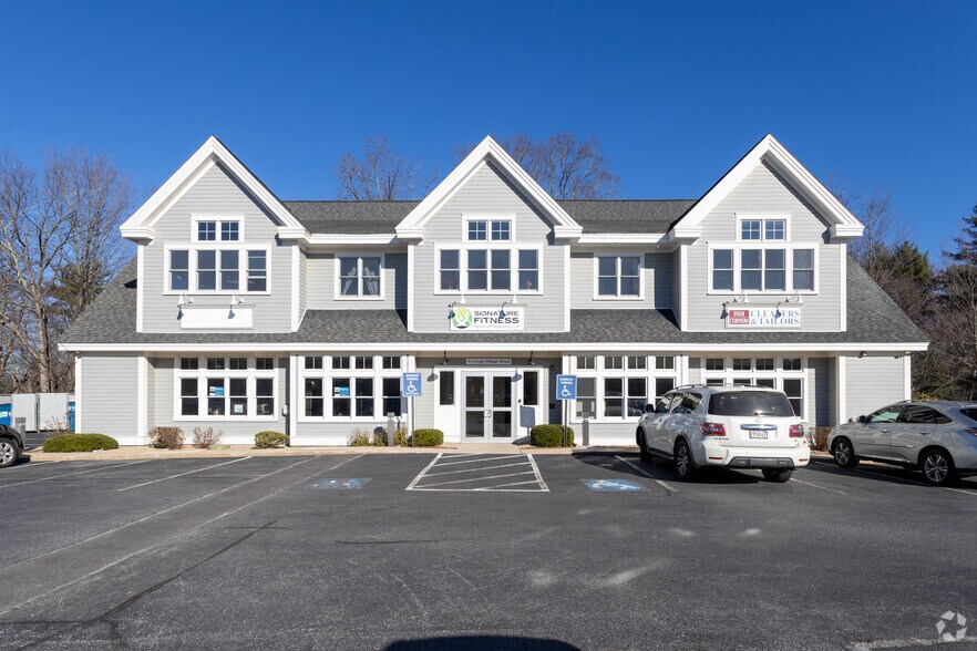 Primary Photo Of 3 Forge Village Rd, Groton Office For Lease