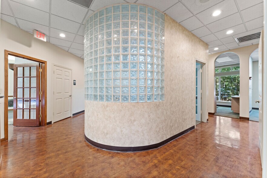 More Photos Of 3403 Rivers Edge Trl, Kingwood Medical For Lease