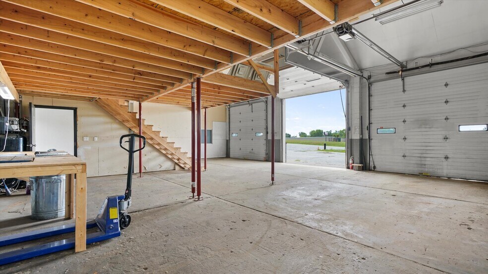 More Photos Of 1900 US 69, Excelsior Springs Warehouse For Sale