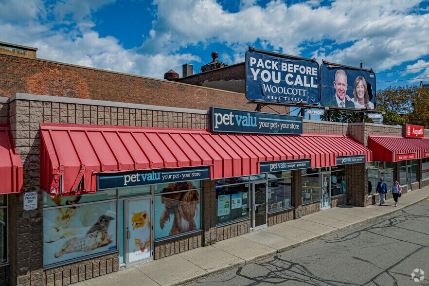 More Photos Of 1 Wilson St, Hamilton Freestanding For Lease