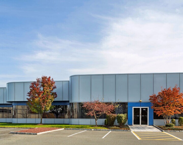 More Photos Of 200 Corporate Blvd S, Yonkers Light Manufacturing For Lease
