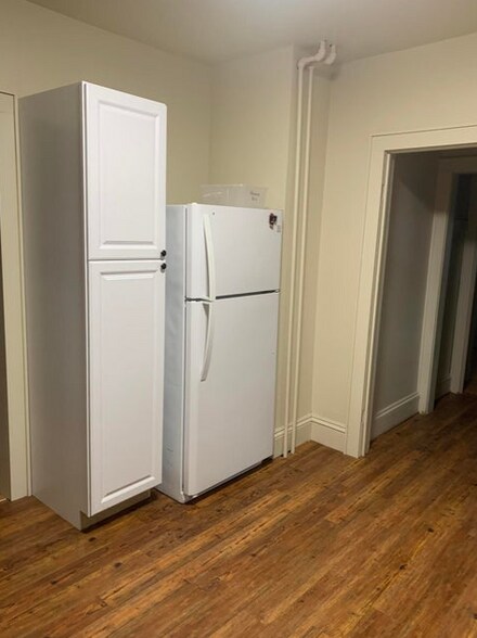 More Photos Of 2303 15th St, Troy Storefront For Sale