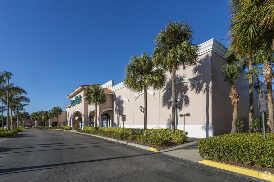 More Photos Of 8787-8811 Tamiami Trl N, Naples Storefront For Lease